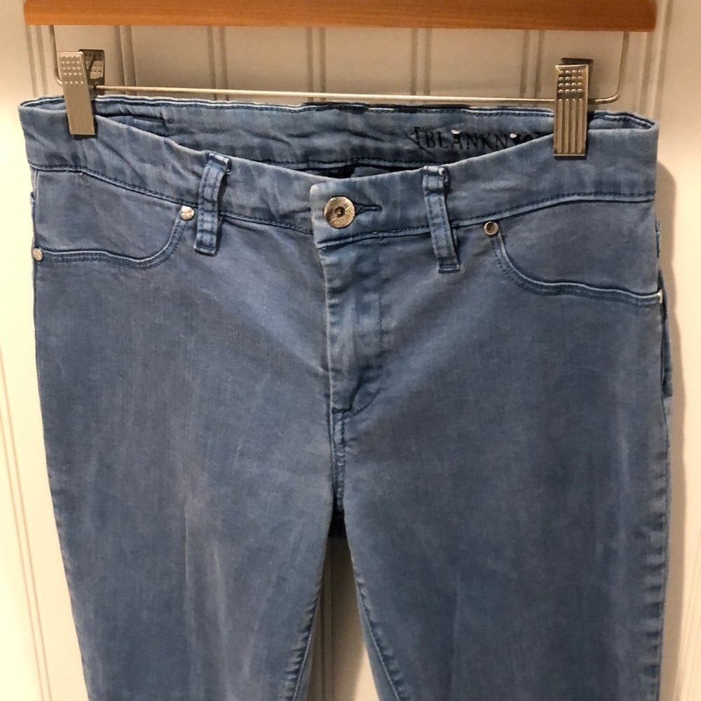 Blanknyc Colored Blue Jeans w/ Zippers at Ankles, Size 29!